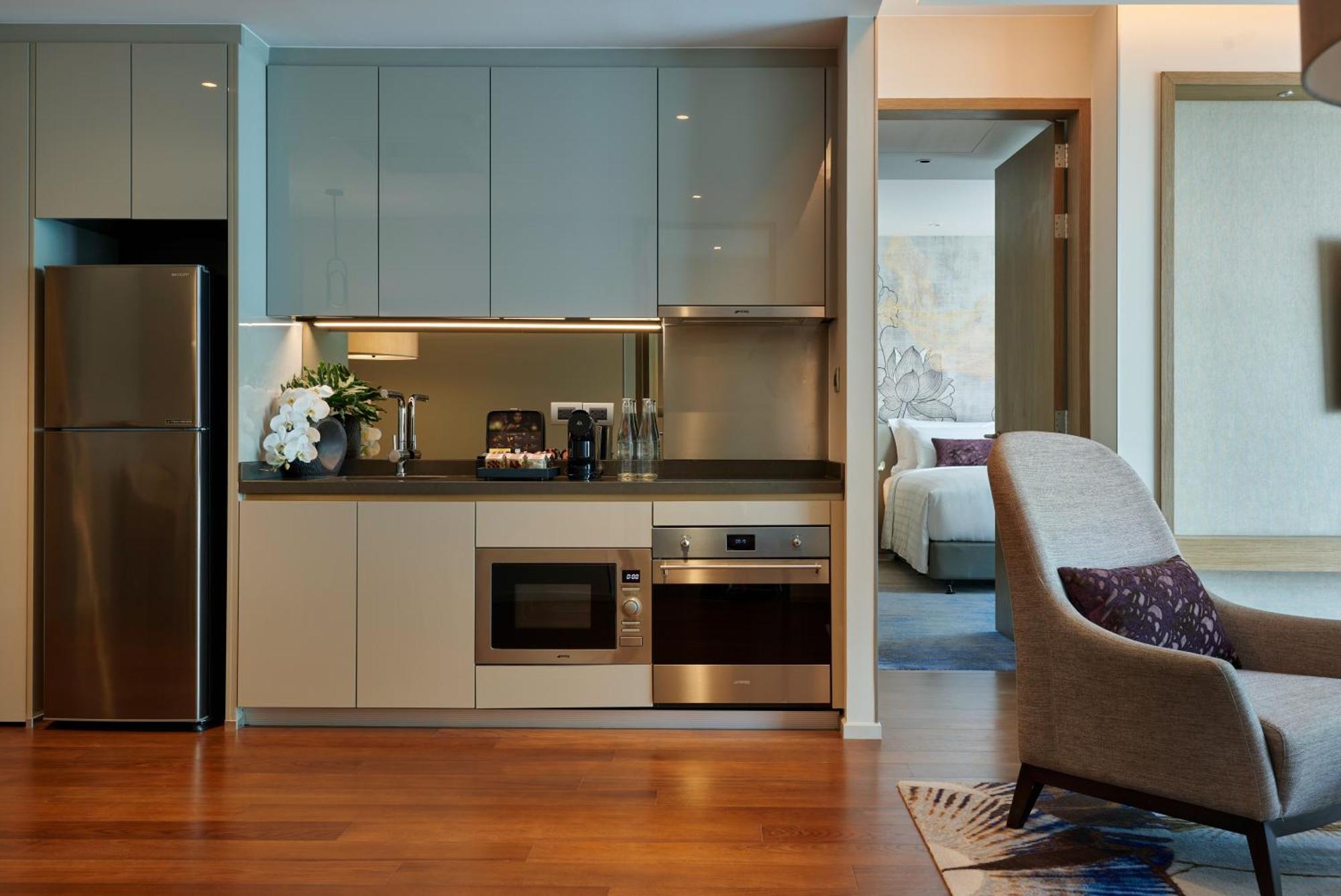 Chatrium Grand Μπανγκόκ Εξωτερικό φωτογραφία A kitchen in a serviced apartment